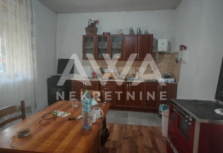 Kuća, Kupusina 76 m2 na placu od 532 m2