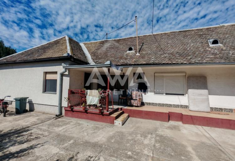 Apatin. Prizemna kuća 161m2, plac 20ar