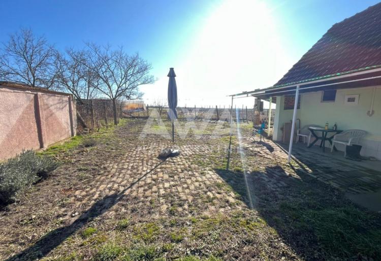 Na prodaju renovirana kuća u Kupusini – 75 m², nameštena