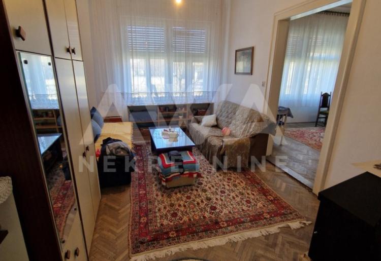 Trosoban Stan u Prigrevici - 76m2