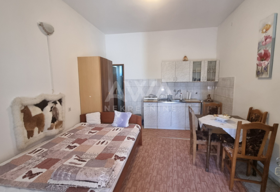 Novija kuća 135m2 na većem placu od 10ar