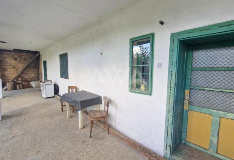 Sonta, Kuća 175 m2, na placu od 705 m2