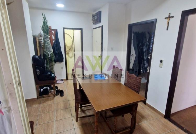 Apatin – Blok 112, trosoban stan 74m², I sprat, namešten