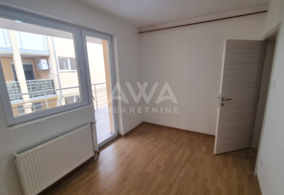 Centar Apatina. Četvorosoban stan, 97m2