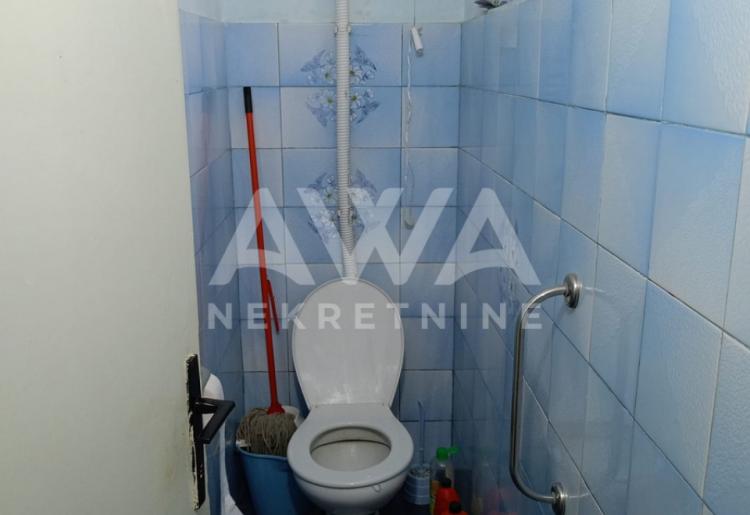 Prodaje se prostrano imanje u Sonti