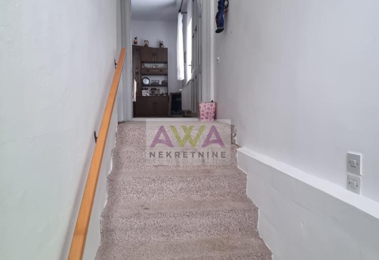 Kupusina – Spratna porodična kuća 94m², plac 1.094m²