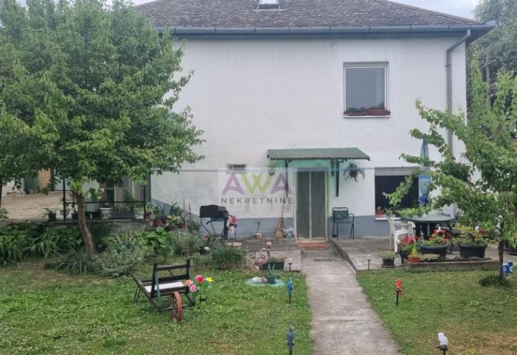 Kupusina – Spratna porodična kuća 94m², plac 1.094m²