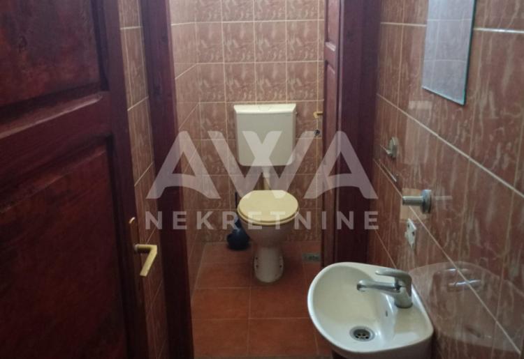 Svilojevo – Kuća sa  lokalom (kafićem)