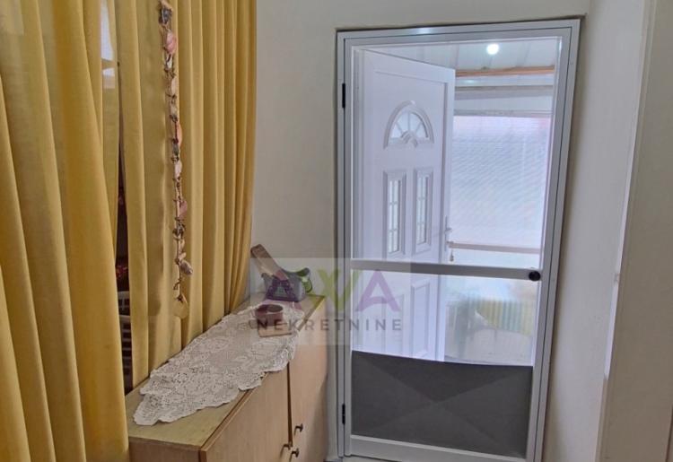 Apatin – dvorišni stan 55 m² u blizini centra – 27.000 €