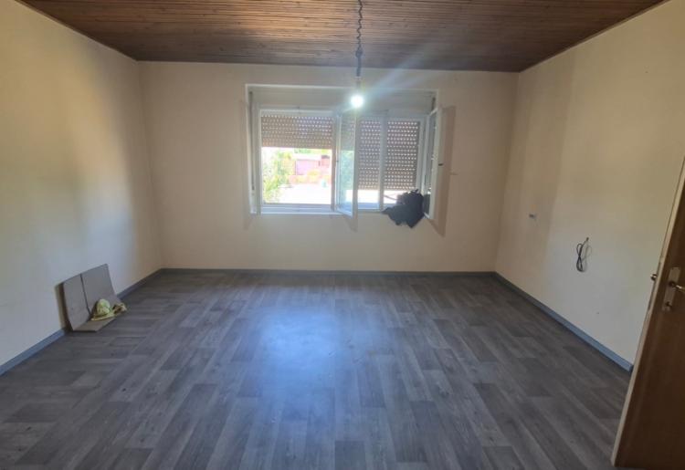 APATIN – USELJIVA KUĆA + ZAPOČETA NOVA KUĆA | 65.000 €