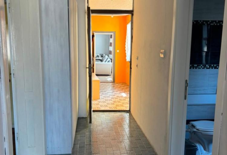 Kupusina – porodična kuća sa velikim placem od 2.089 m²