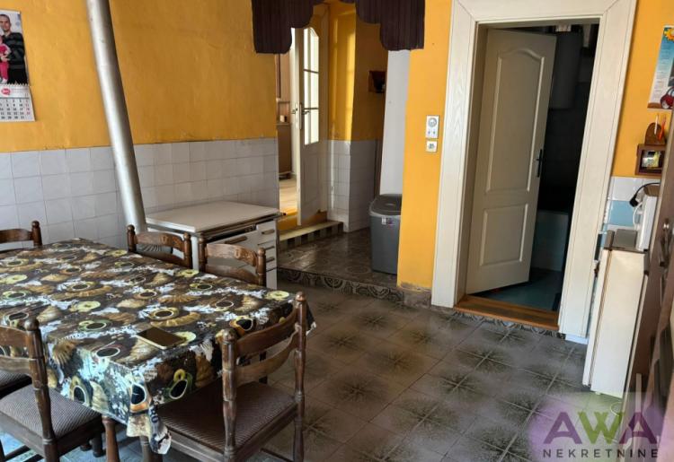 Kupusina – porodična kuća sa velikim placem od 2.089 m²