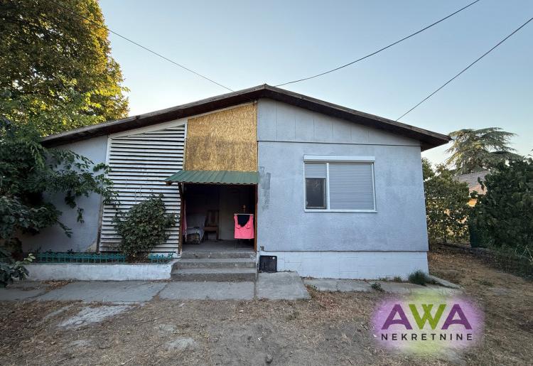 Apatin – Manja nameštena trosobna kuća 69m², plac 601m²
