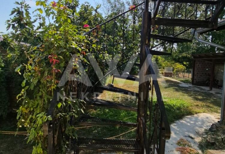 Sonta – Kuća 115 m² sa termoizolacijom i placem od 1.194 m² 