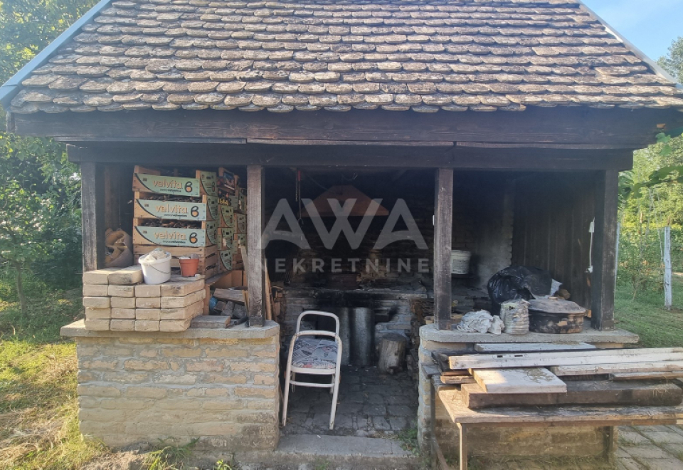 Budžak. Apatin. Opremljena vikendica 38m2, plac 21.5ar