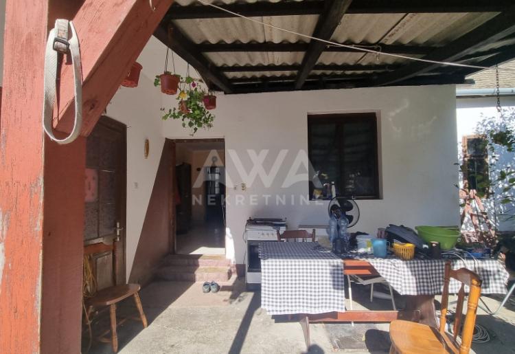 Apatin – porodična kuća 147m² na uglu dve ulice