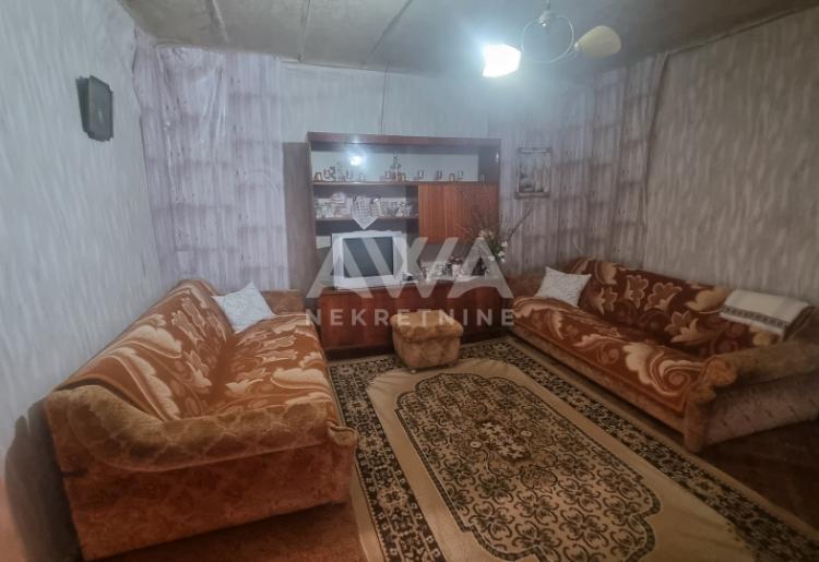Svilojevo. Kuća 173m2, plac 29ar