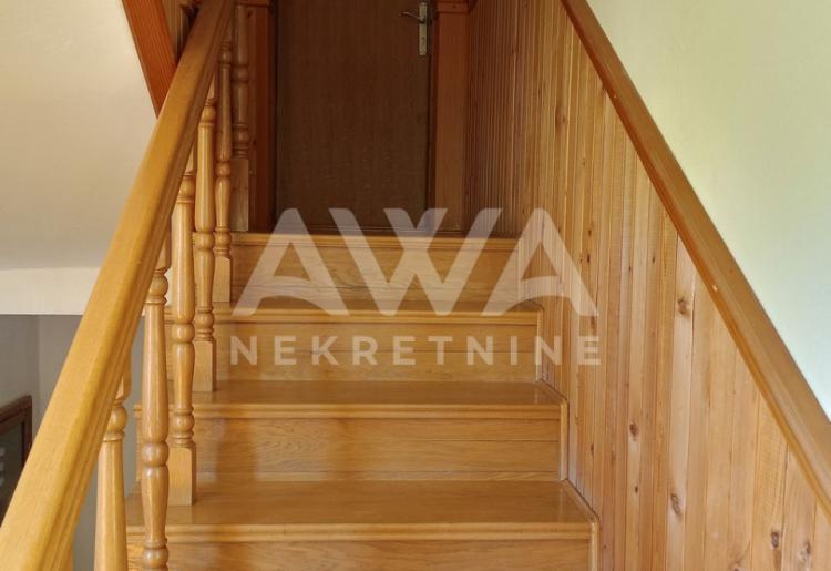 Apatin, Kuća spratnica 87 m2, plac 442 m2